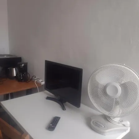 Chambre agréable en centre ville Alloggio in famiglia Lunel (Herault)